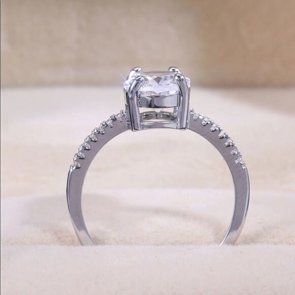 NEW! 18K White Gold Plated 5 Carat Solitaire Oval Diamond Engagement Ring - Picture 10 of 12